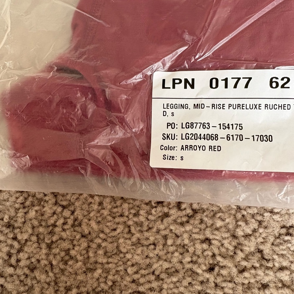Pureluxe Fabletics Mid-Rise Ruched 7/8 Leggings - Picture 5 of 5